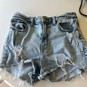 Abercrombie Curve Love The Mom Short High Rise